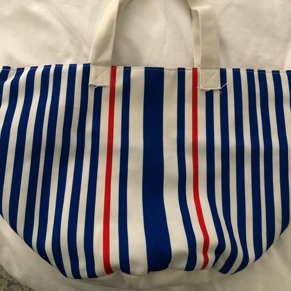 Striped Nautical Beach Bag (Blue, Red and White) - Picture 3 of 3